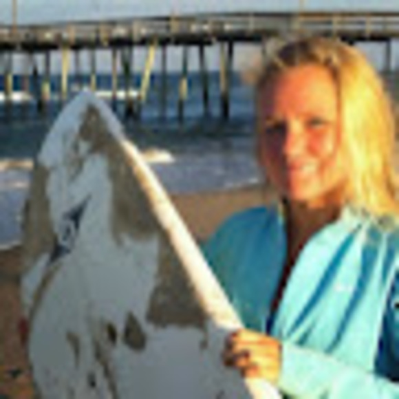 Meet your Posher, D. christina - Picture 1 of 1